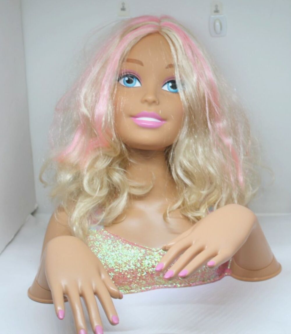 Just Play 2016 Barbie Styling Head 12” Blonde Pink Streaks Tilt Move Arms